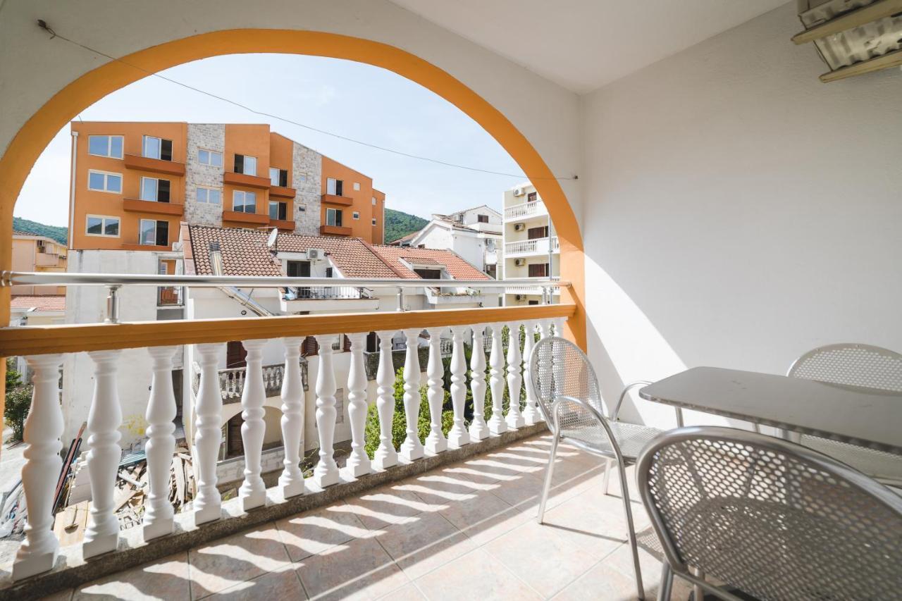 Apartments Memidz Budva Bagian luar foto