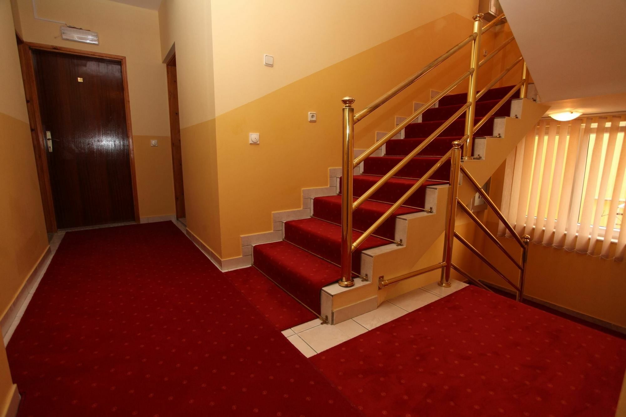 Apartments Memidz Budva Bagian luar foto