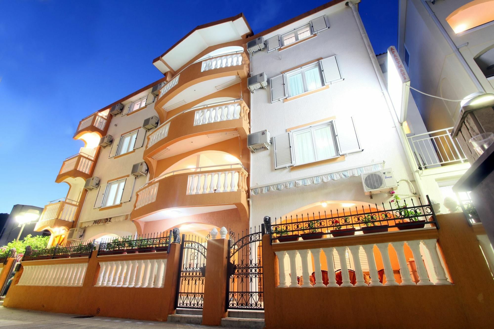 Apartments Memidz Budva Bagian luar foto